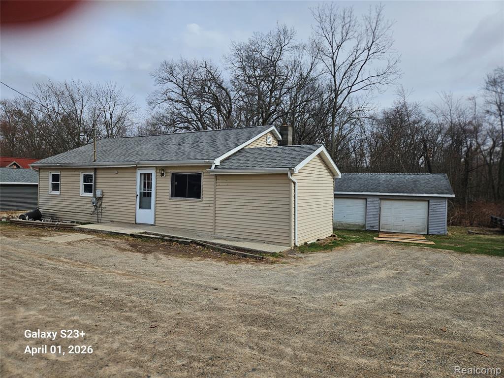 11035 Charles Drive, Byron, MI 48418