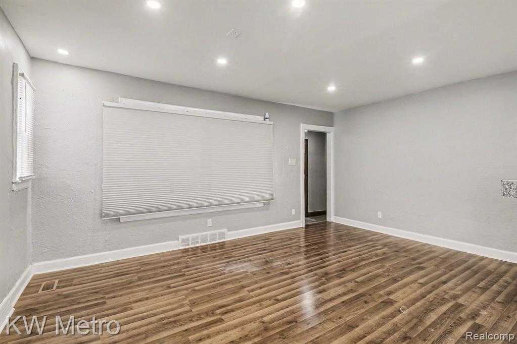 16230 Griggs Street, Detroit, MI 48221 — Photo 4