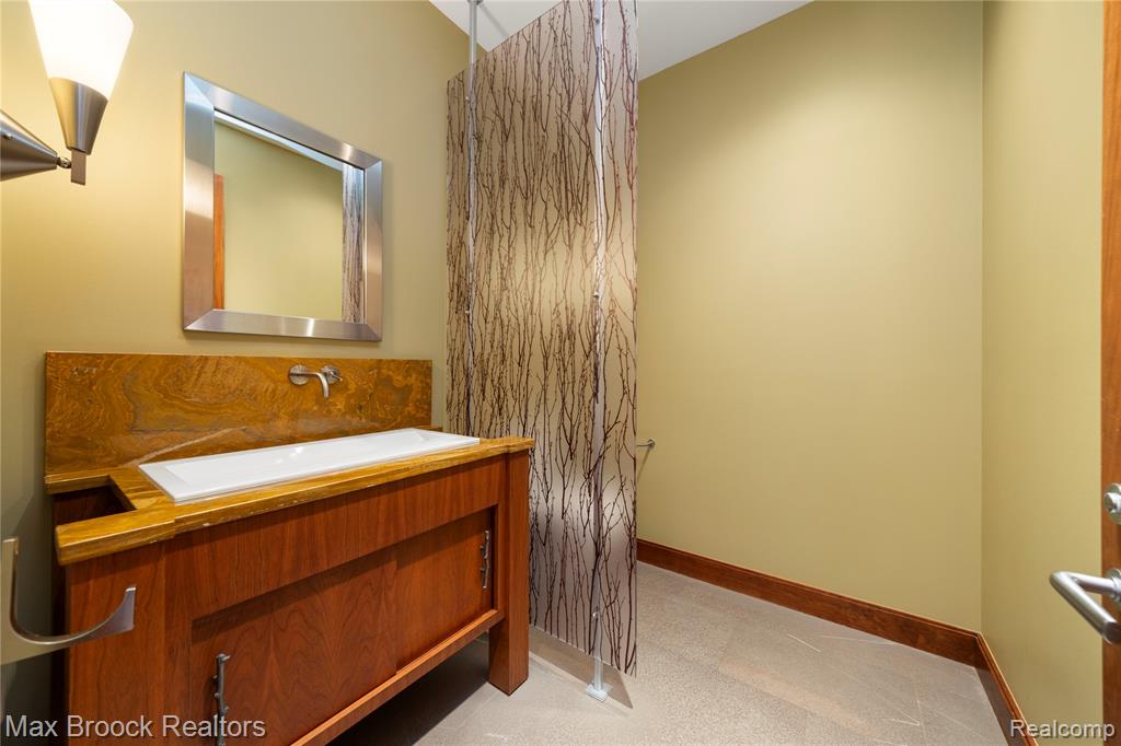 601 Dewey Street, Birmingham, MI 48009 — Photo 21