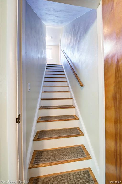 1827 Coronada Street, Ann Arbor, MI 48103 — Photo 32