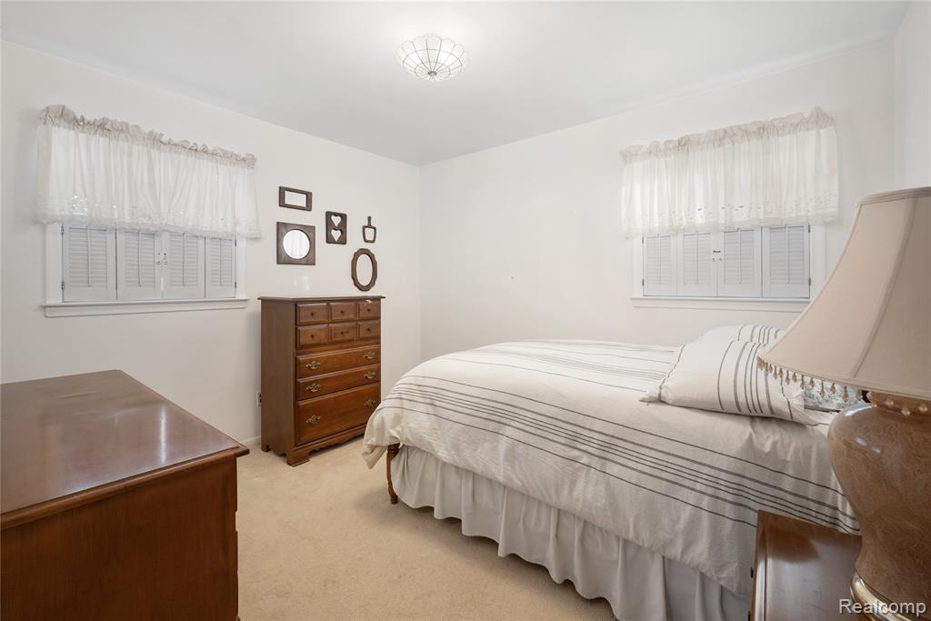 8711 Jackson Street, Taylor, MI 48180 — Photo 10