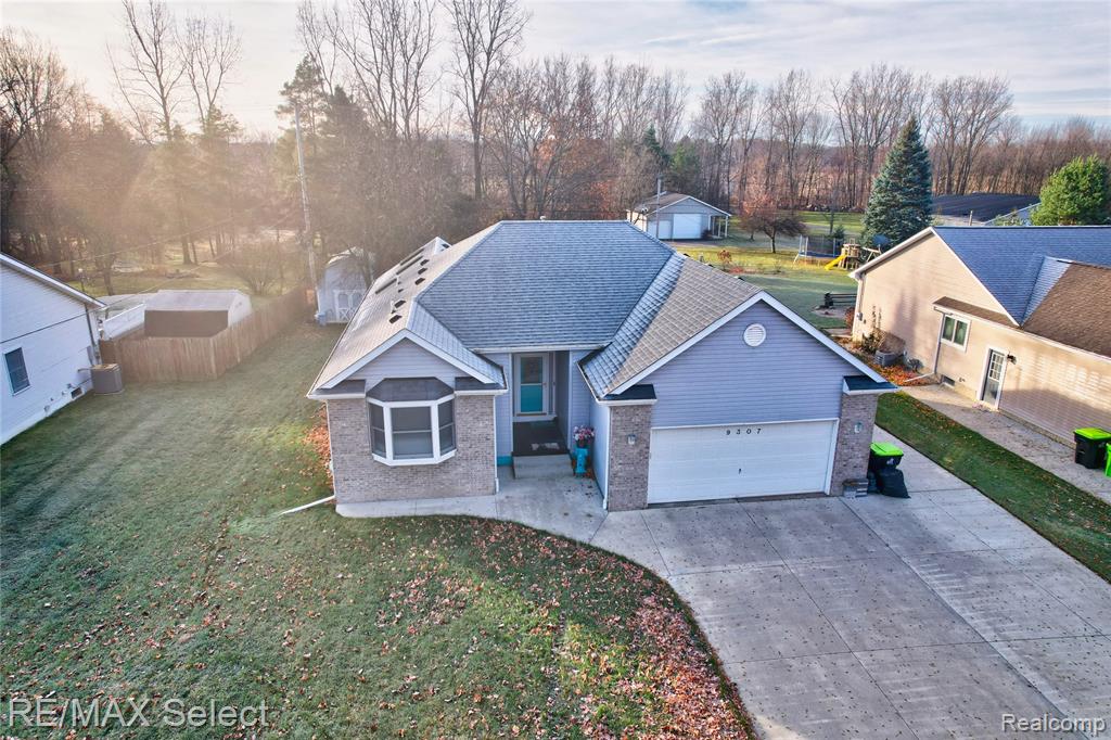 9307 Hill Road, Swartz Creek, MI 48473 — Photo 22