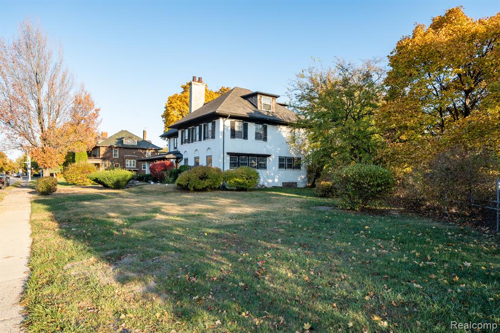 1135 Chicago Boulevard, Detroit, MI 48202 — Photo 50