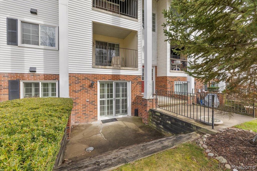 480 BALDWIN Avenue, 13, Rochester, MI 48307 — Photo 22