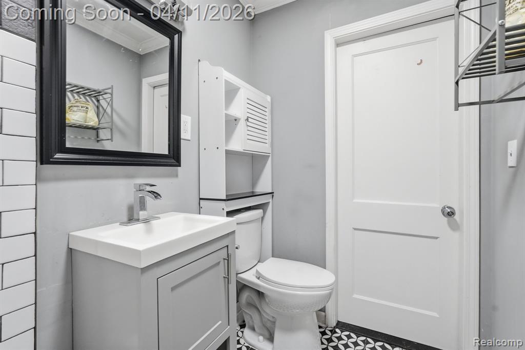 23360 Battelle Avenue, Hazel Park, MI 48030 — Photo 23