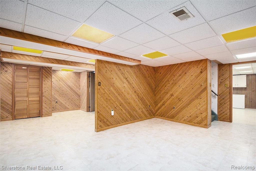 6609 Merrick Drive, Troy, MI 48098 — Photo 20