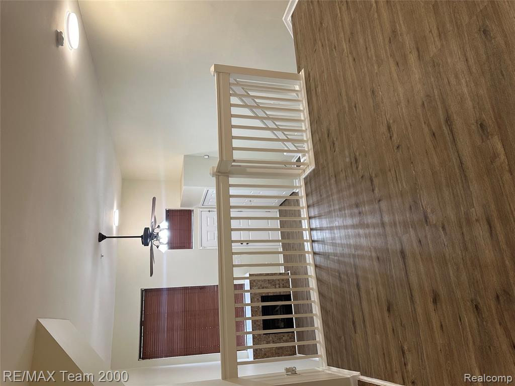4244 Schaefer Road, Dearborn Heights, MI 48126 — Photo 12