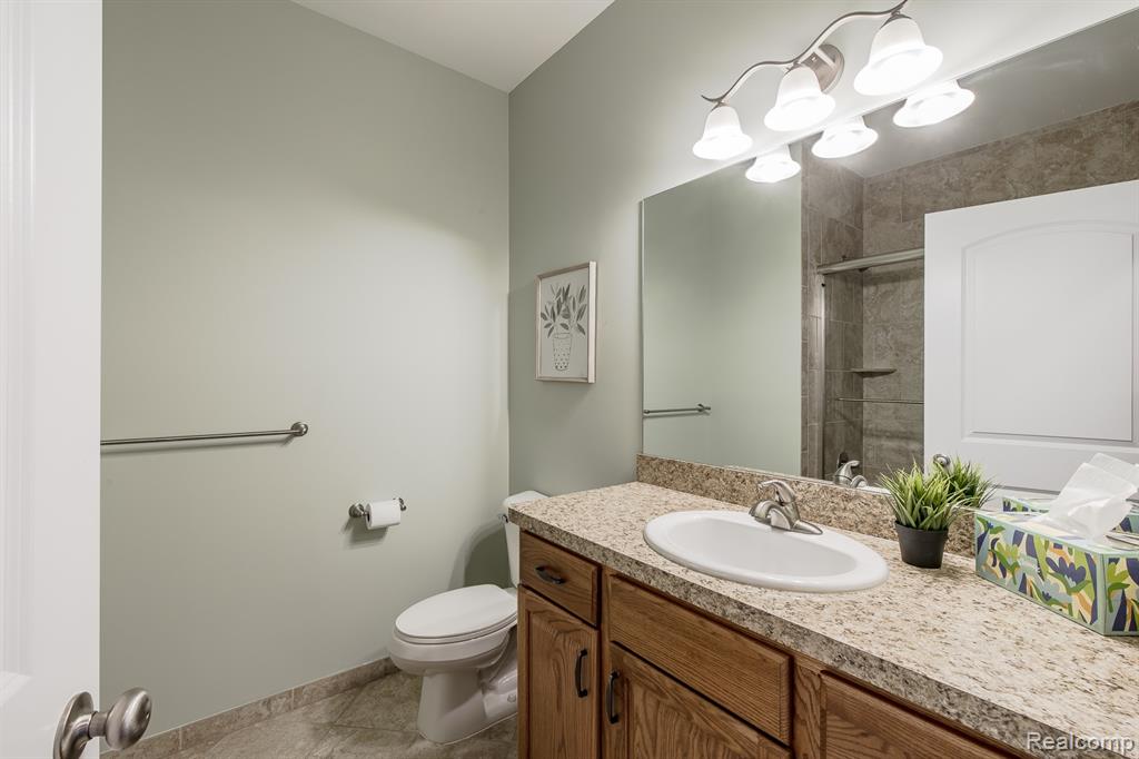 9573 Kingsway Circle, Clarkston, MI 48348 — Photo 28
