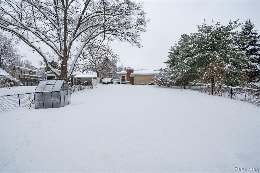 6333 Harriet Drive, Waterford, MI 48327 — Photo 34