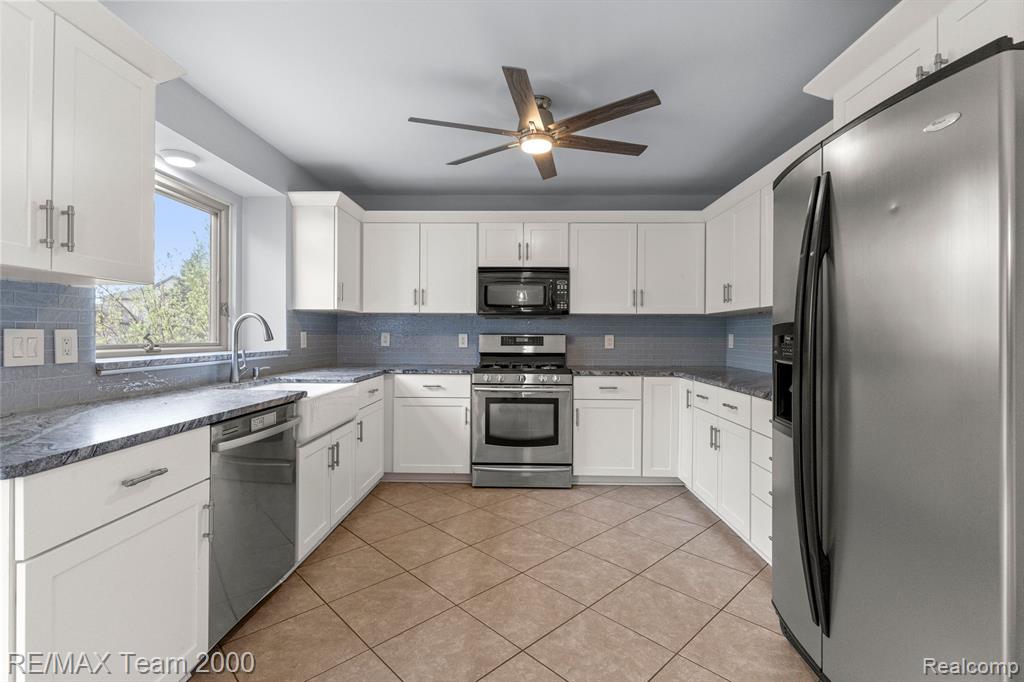 53095 WINDHAM Drive, Chesterfield, MI — Photo 18