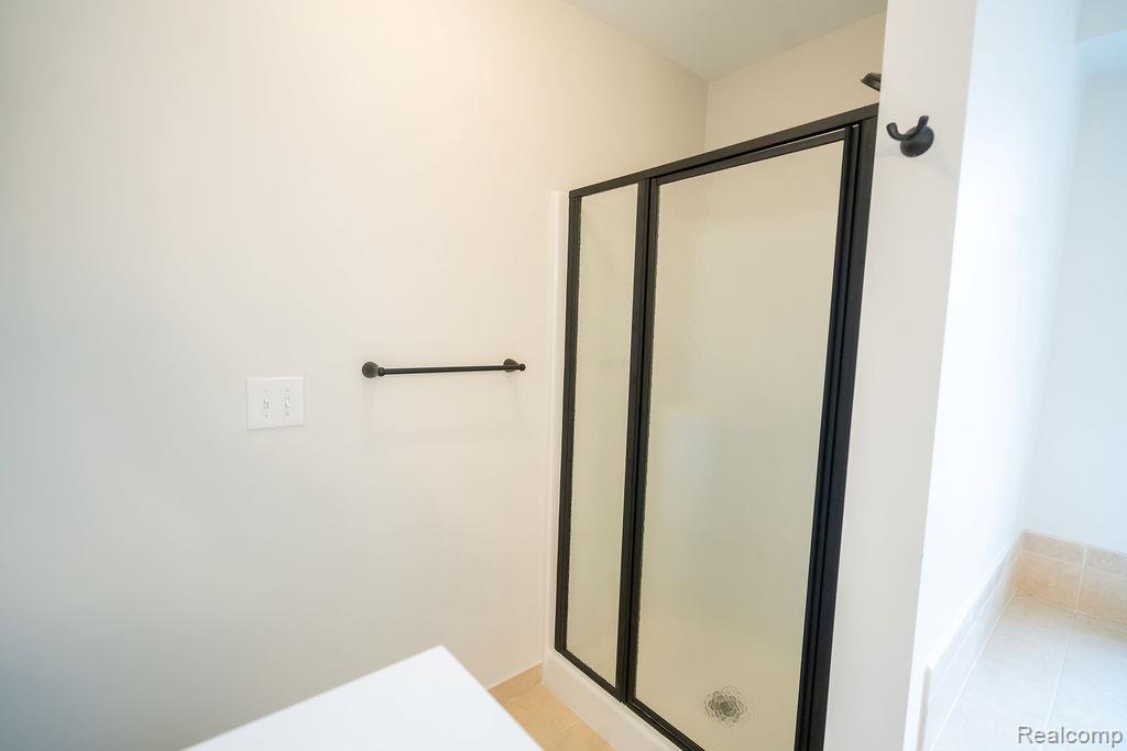 23869 McCort Drive, Flat Rock, MI 48134 — Photo 40