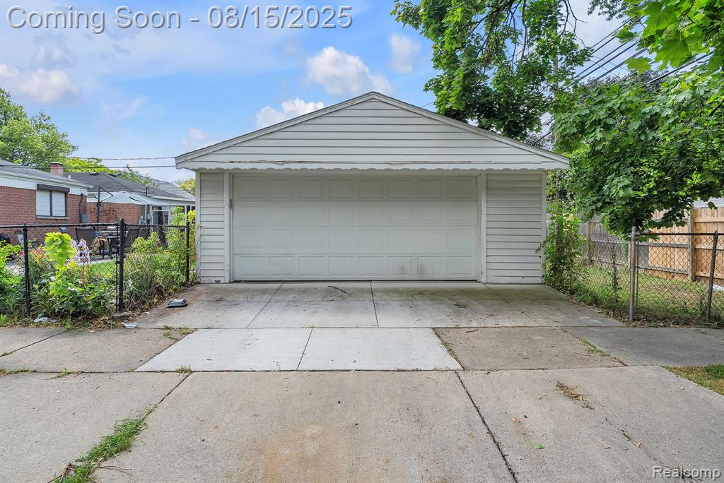 4102 Monroe Street, Dearborn Heights, MI 48125 — Photo 24