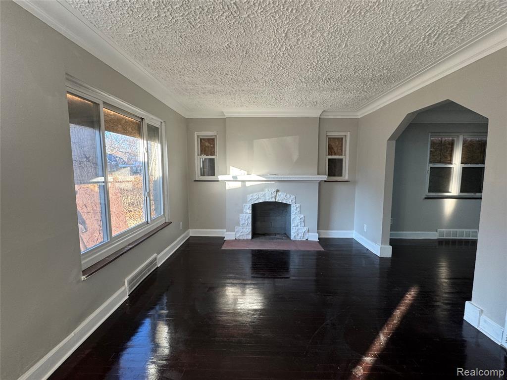 9760 Wayburn Street, Detroit, MI 48224 — Photo 2