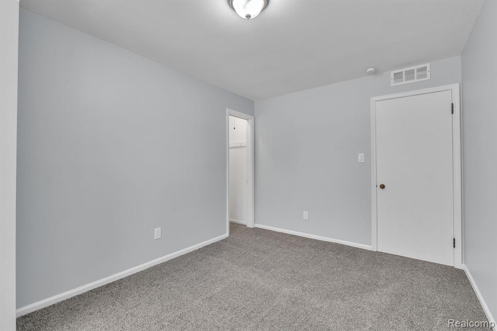 6576 Inkster Road, West Bloomfield, MI — Photo 45