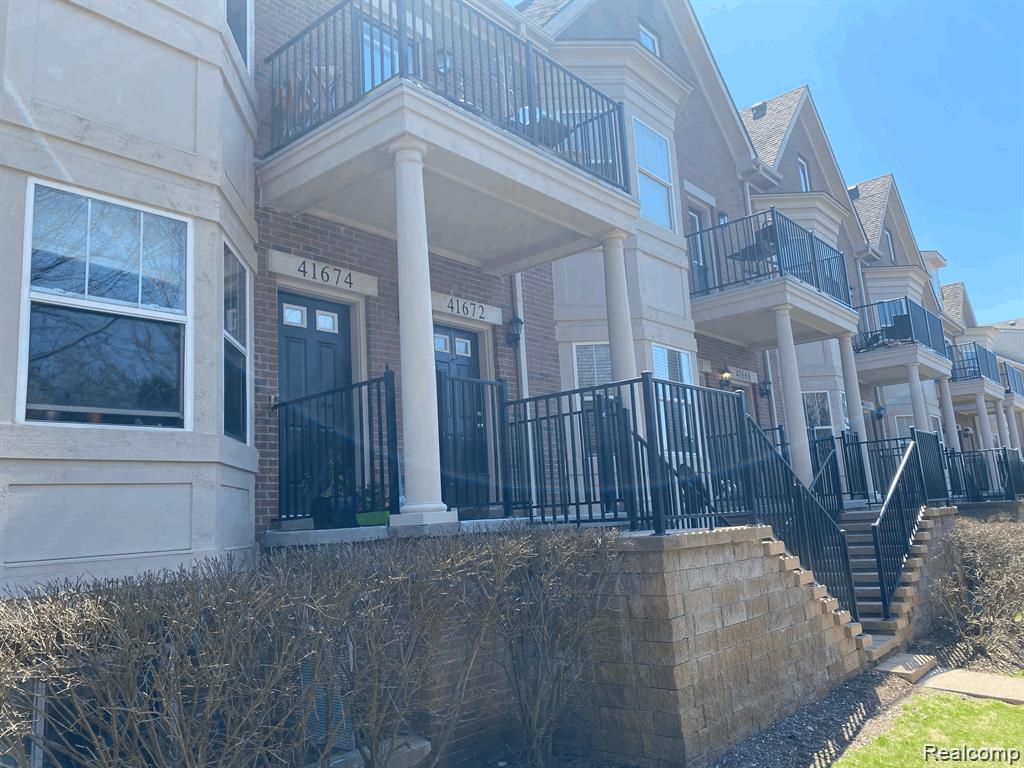 41670 Tera Lane, Novi, MI — front exterior