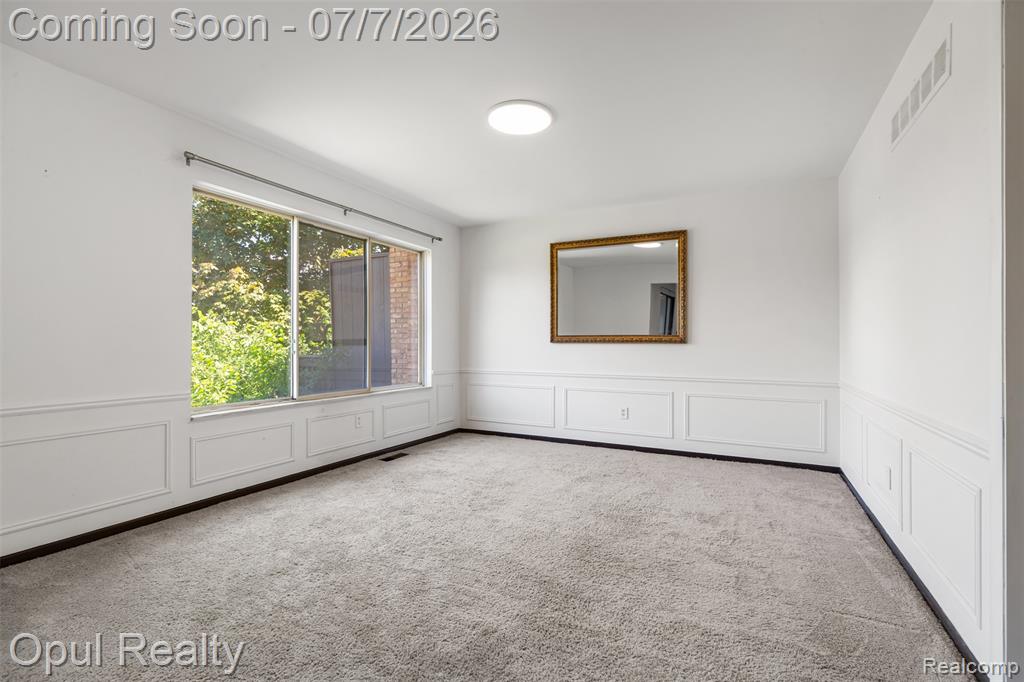 3961 Chablis Street, West Bloomfield, MI 48323 — Photo 11