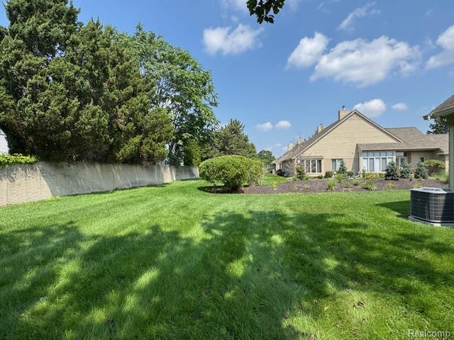 42833 Christina Drive, 115, Sterling Heights, MI 48313 — Photo 3
