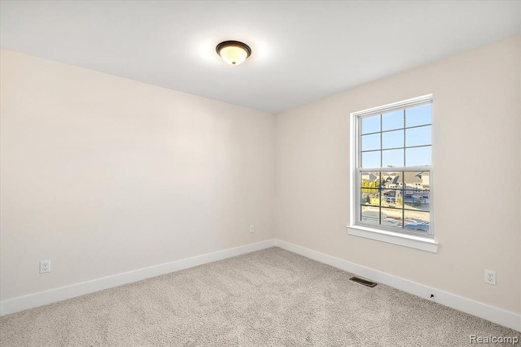 42435 Magnolia Drive, Sterling Heights, MI 48314 — Photo 42