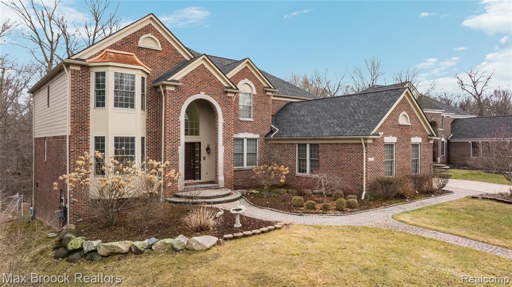 7083 Chatham Court, West Bloomfield, MI — Photo 3