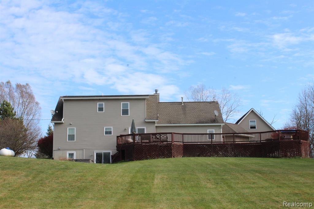 1228 Elliott Road, Fowlerville, MI 48836 — Photo 6