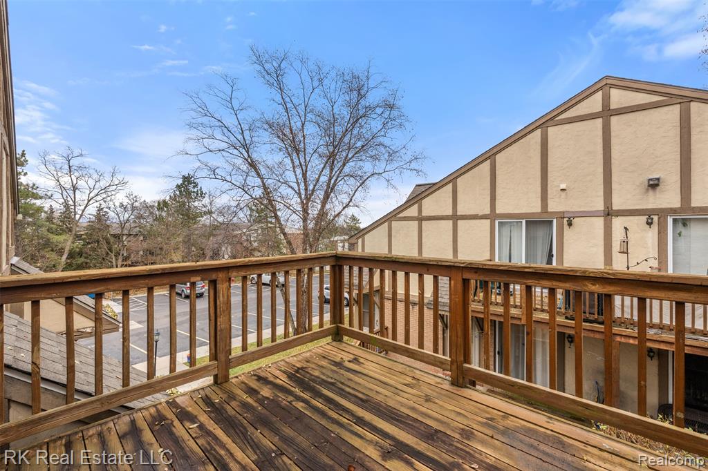 44900 Bayview Drive Unit #20, Novi, MI 48377 — Photo 12