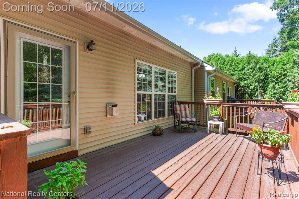 6707 Cortland Avenue, 35, Brighton, MI 48114 — Photo 2