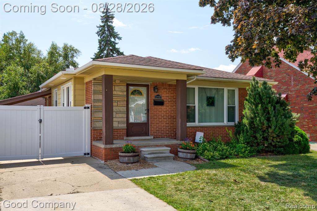 12737 Commonwealth Street, Southgate, MI 48195