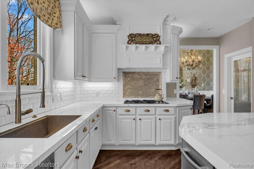 6462 W OAKS Drive, West Bloomfield, MI 48324 — Photo 11
