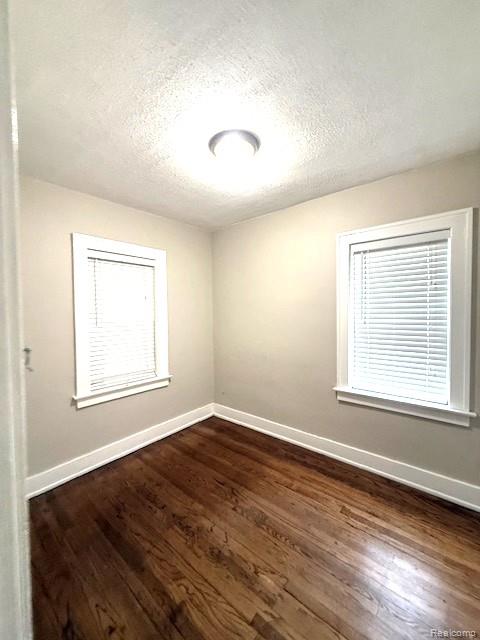 526 E 11 Mile Road, Royal Oak, MI 48067 — Photo 3