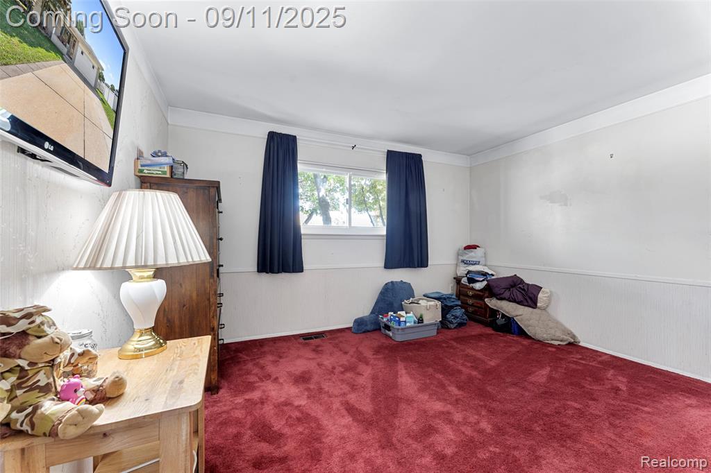 22019 Hanover Court, Woodhaven, MI 48183 — Photo 15