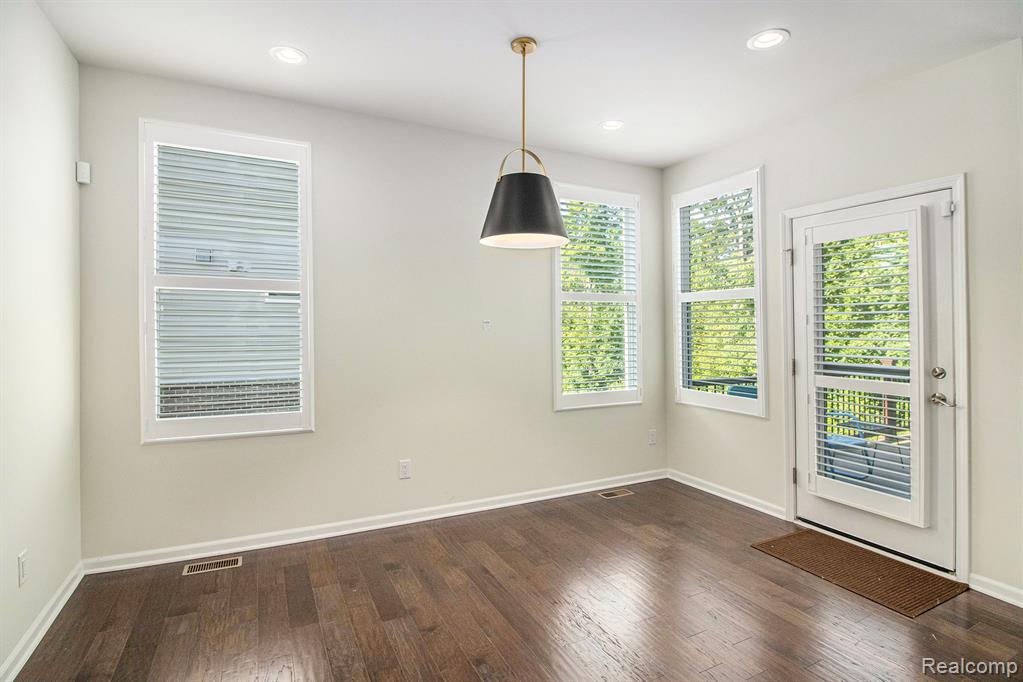 4104 Ashdale Way, Clarkston, MI 48348 — Photo 5