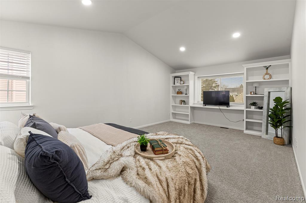 1065 Equestrian Drive, South Lyon, MI, 48178