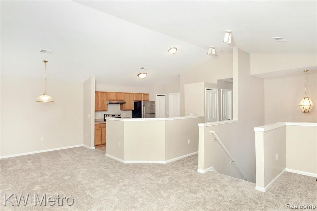 4121 Hampton Ridge Boulevard, Howell, MI 48843 — Photo 6