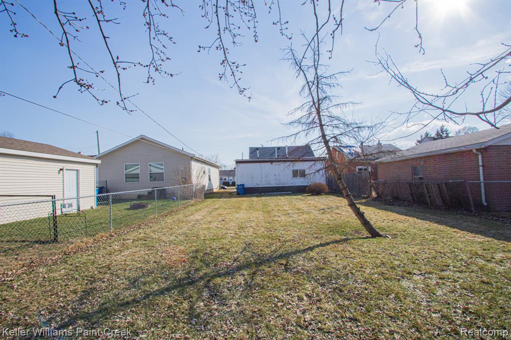 8493 Jewett Avenue, Warren, MI 48089 — Photo 23