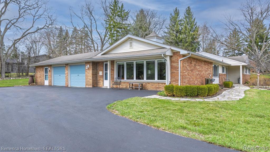 4360 SQUIRREL Road, Bloomfield Hills, MI 48304 — Photo 5