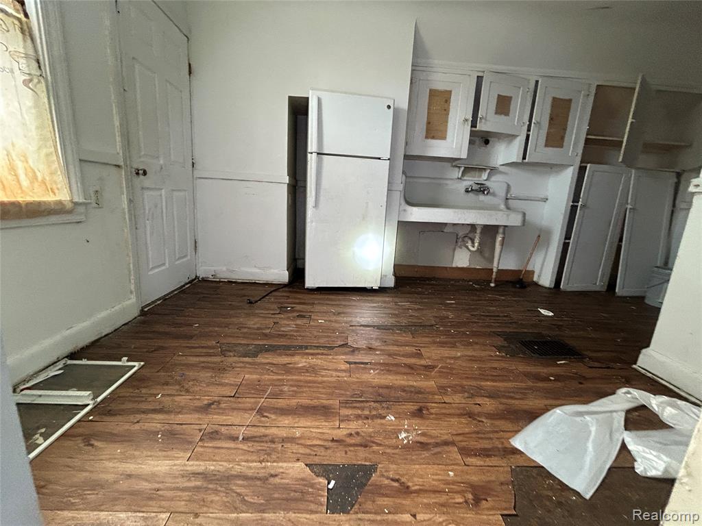 5050 Seminole Street, Detroit, MI 48213 — Photo 30