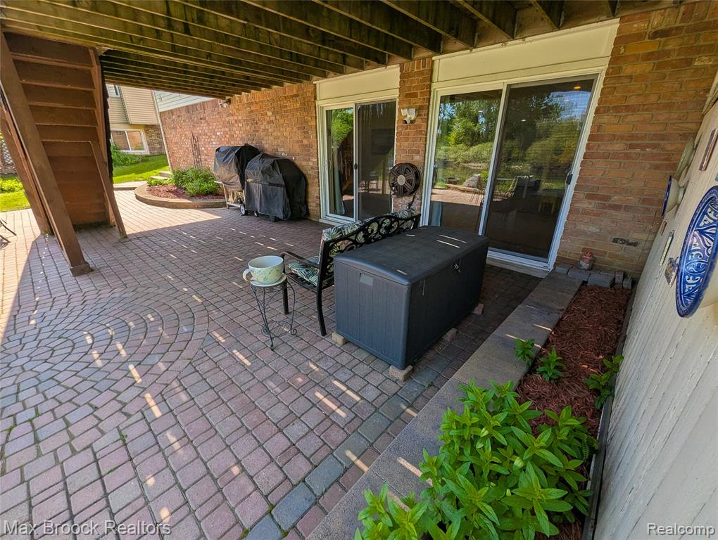 5415 White Hall Circle Circle, West Bloomfield, MI 48323 — Photo 8