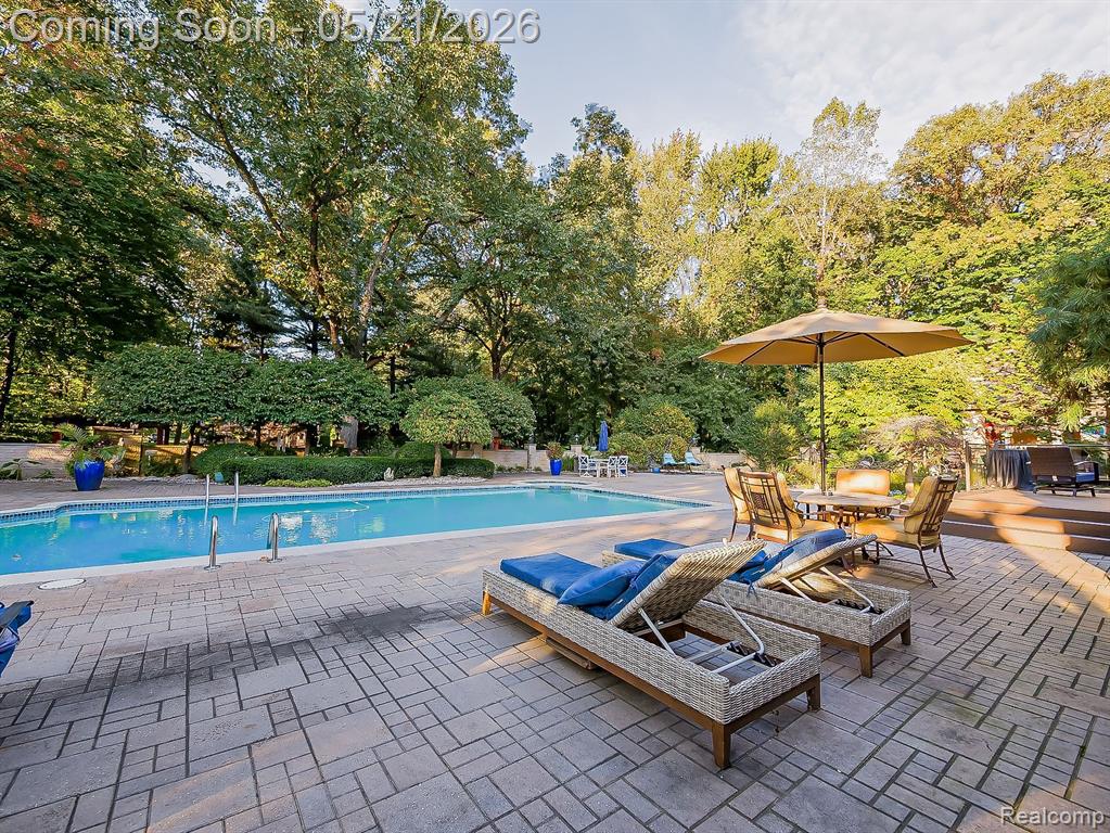 17477 IRIS Circle, Clinton Twp, MI 48036 — Photo 15
