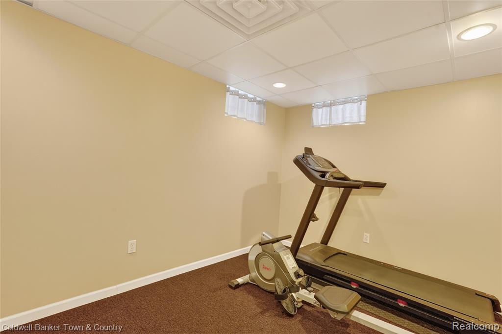 480 NAIRN Circle, Highland, MI — Photo 48
