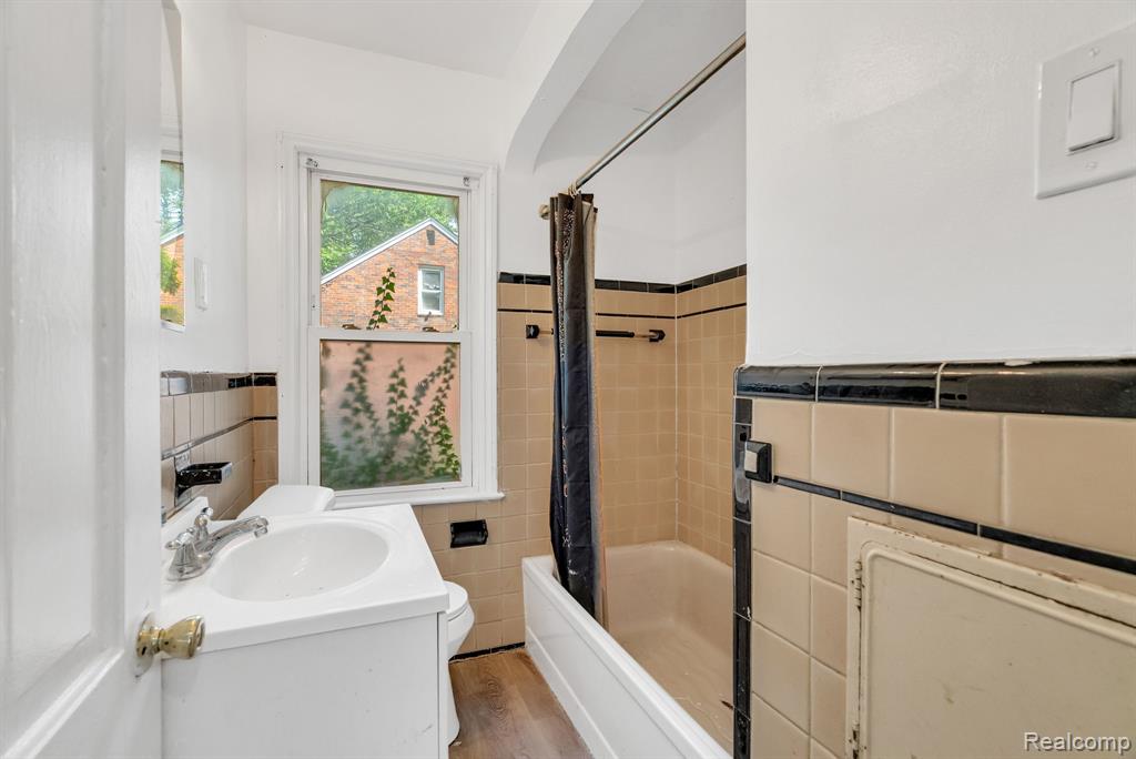 15275 Eastburn Street, Detroit, MI 48205 — Photo 17