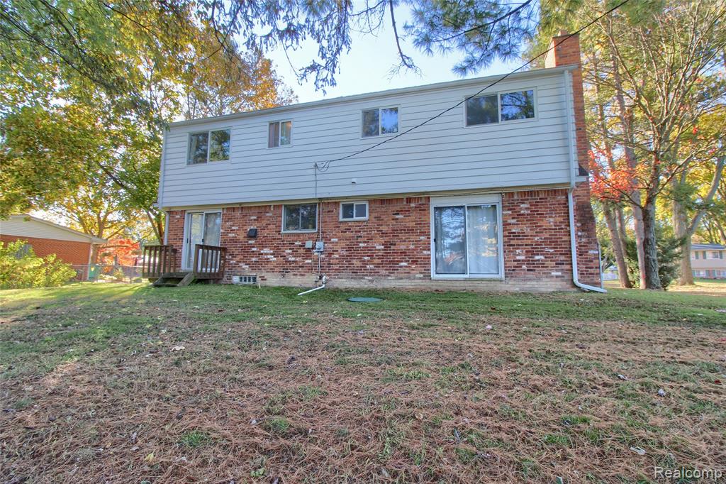 8650 Buffalo Drive, Commerce Twp, MI 48382 — Photo 36
