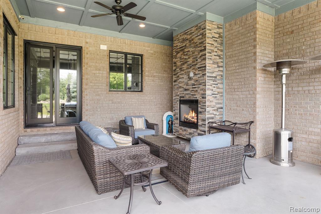69356 LAKE POINT Court, Bruce, MI 48065 — Photo 54