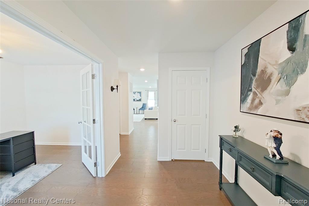 333 Saddleback Court, White Lake, MI — Photo 8