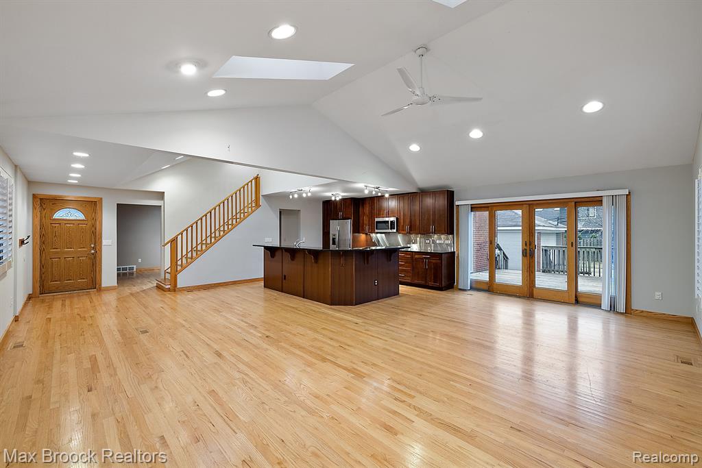 810 CHESTNUT Street, Birmingham, MI 48009 — Photo 3