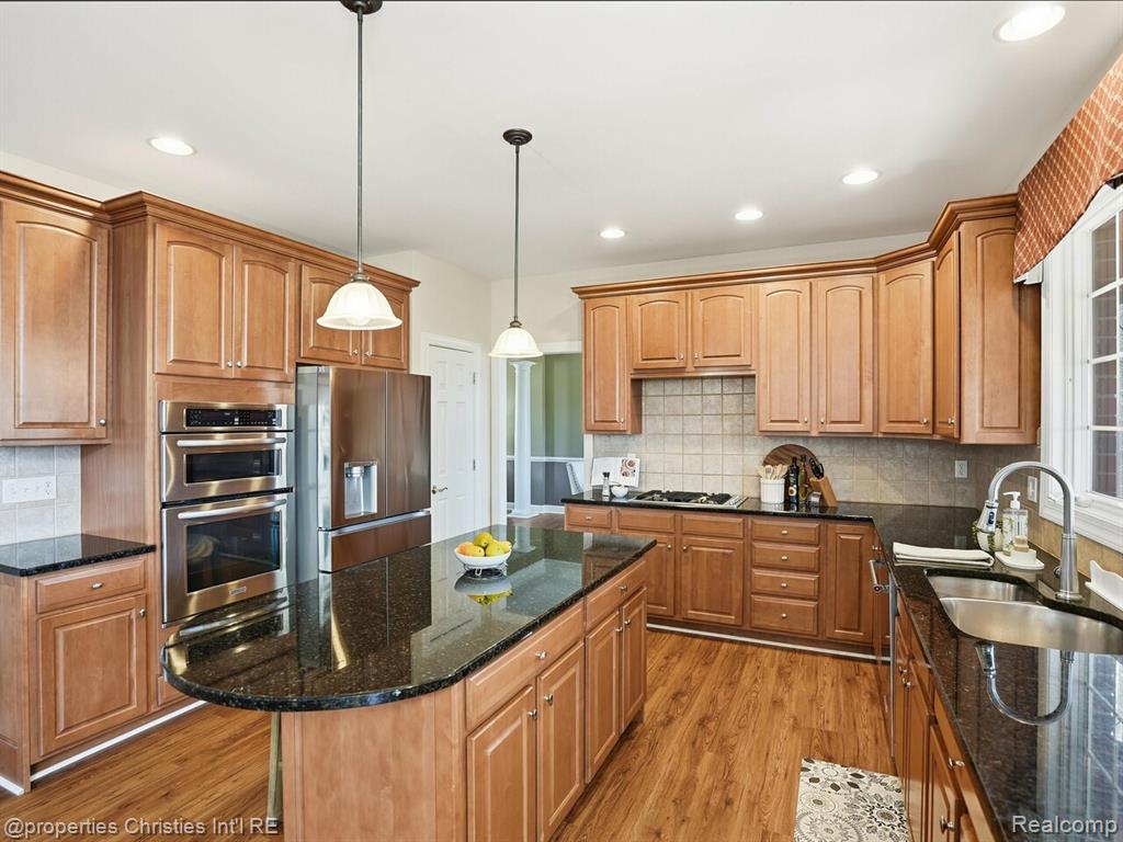 18825 Heather Ridge Drive, Northville, MI 48168 — Photo 16