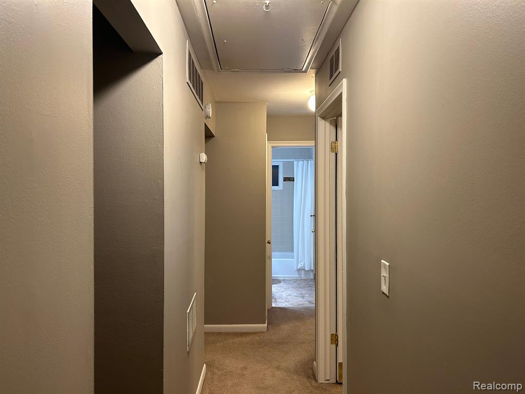 4471 CROISSANT Street, Dearborn Heights, MI 48125 — Photo 11