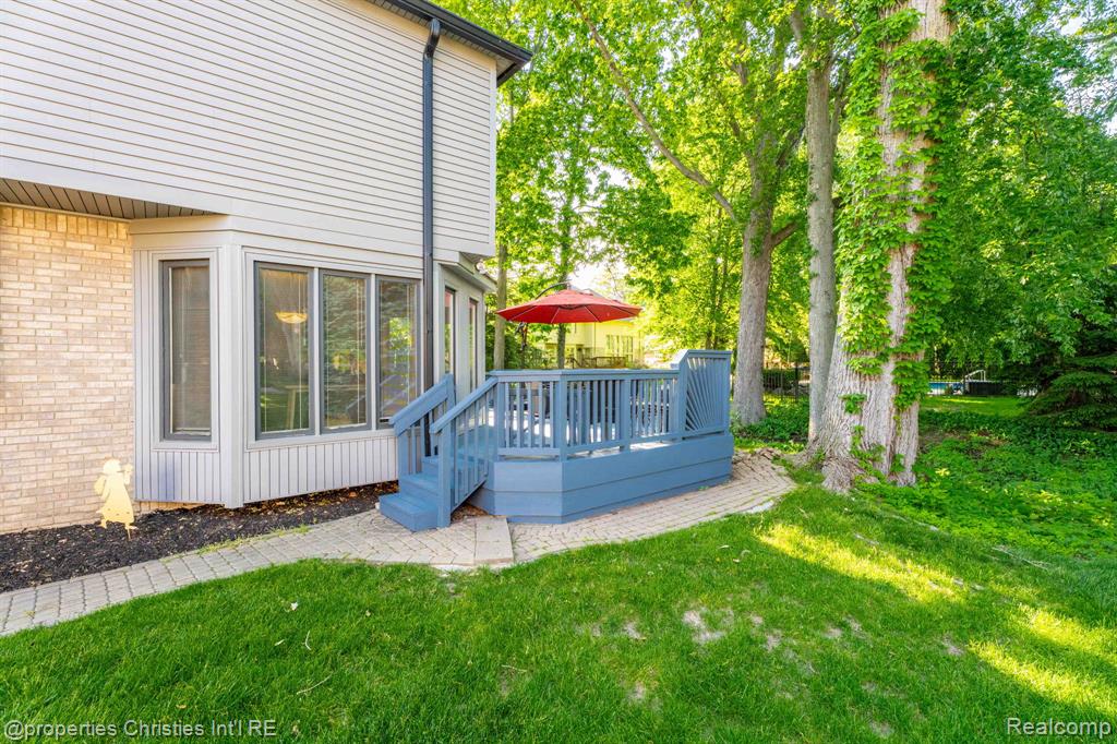 14281 Bournemuth Drive, Utica, MI 48315 — Photo 75