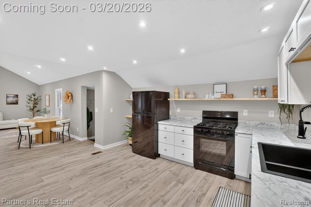 718 W Grand River Avenue, Williamston, MI 48895 — Photo 15