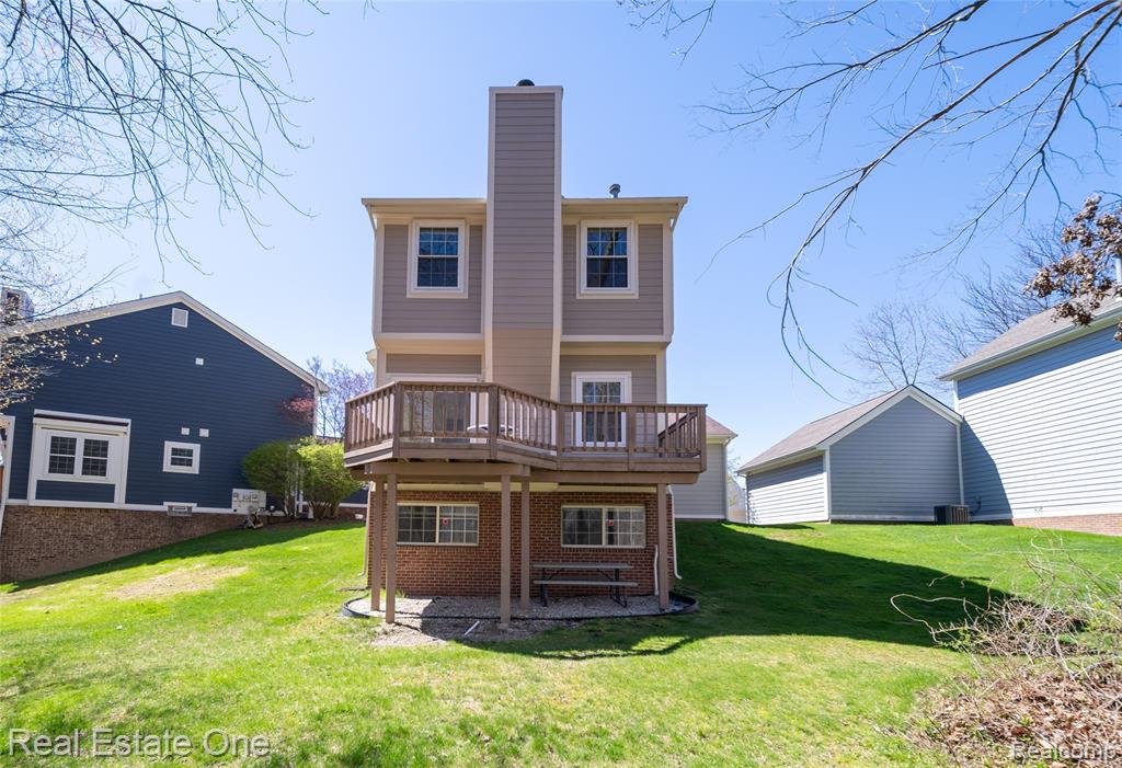 41474 Cornell Drive, Novi, MI 48377 — Photo 6
