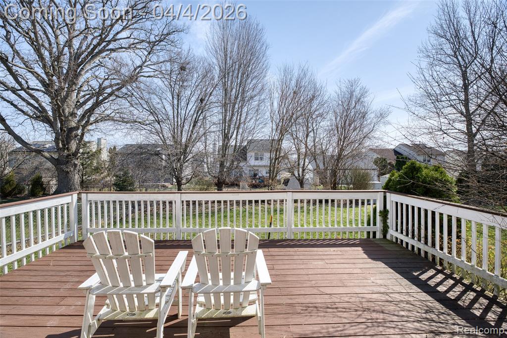 7087 Hogan Drive, Ypsilanti, MI 48197 — Photo 32